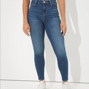 American Eagle Curvy Hi-Rise Jegging